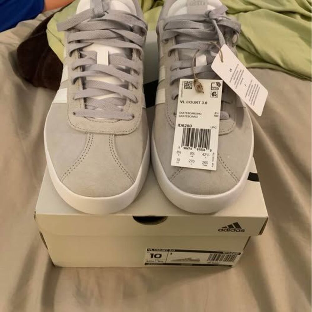Adidas unisex VL court 3.0 shoes, NEW in box—women’s size 10, men’s size 9